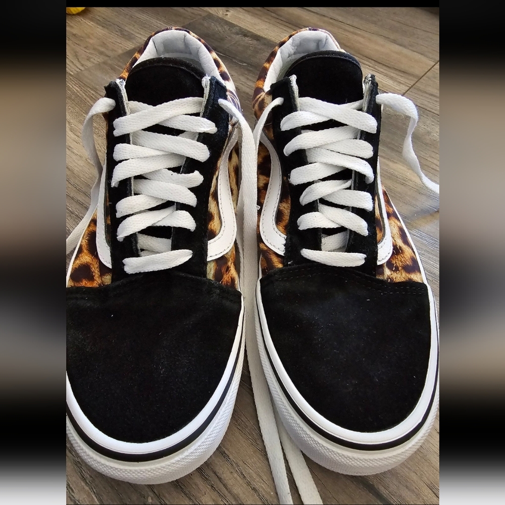 Animal print vans